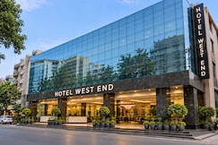 Hotel West End @ Delhi Airport By Luxury Group, Delhi