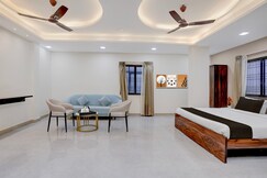 Townhouse Oak Karkamb Road Solapur Formerly Grand Residency, Pandharpur