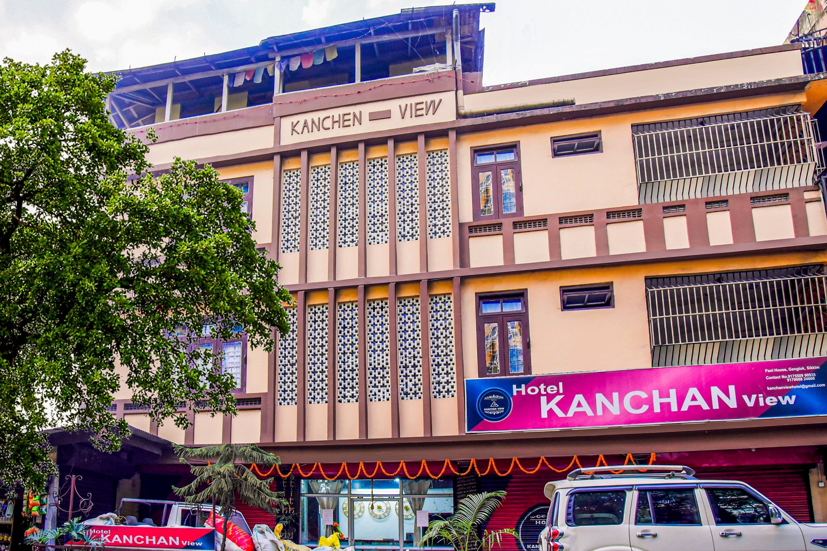 Collection O Kanchan View - Tap to explore photos
