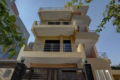 Hotel O AKKI RESIDENCY, Noida