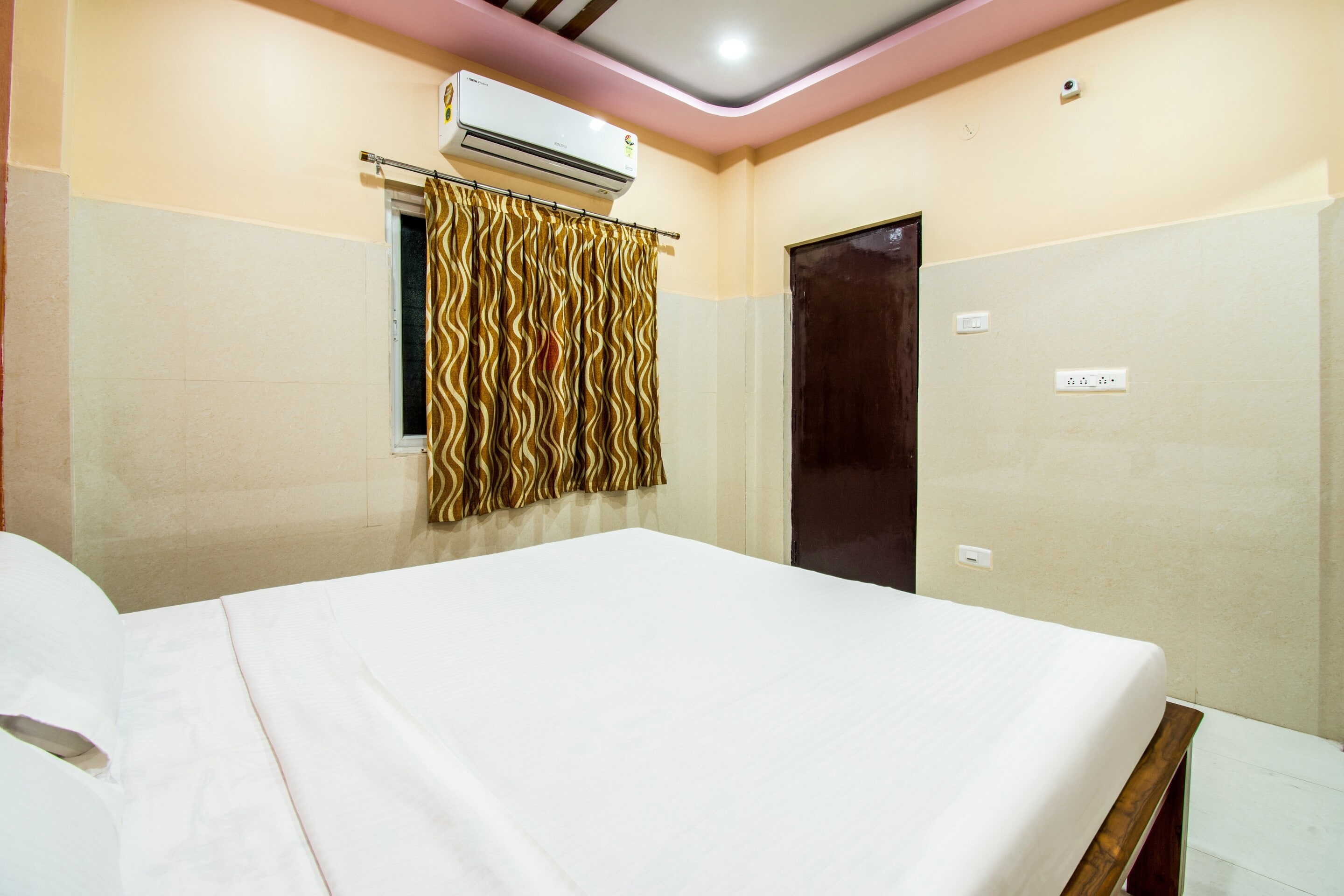 Hotel O SSG Residency - Tap to explore photos