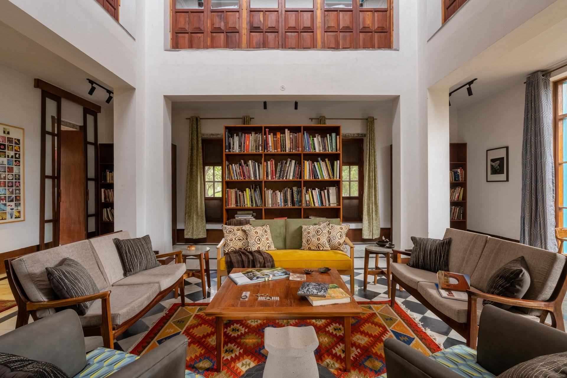 Lohonostays Sadhrana Bagh - Library - Tap to explore photos
