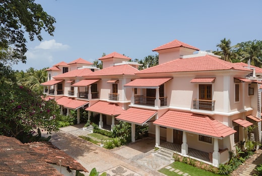 ELIVAAS 3 BHK Pvt Pool Villa near Baga & Calangute | Panache