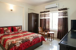 AC Beautiful And Luxurious Omaxe by Shishamare, Vrindavan