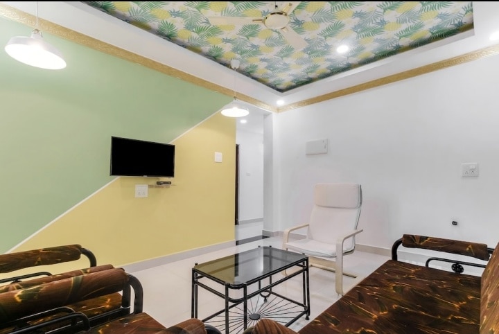 Gayatri 3BHK Apartment Near Baga - Tap to explore photos