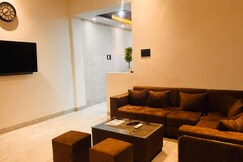 SKY Elite Home Stays 3BHK Bunglow, Indore