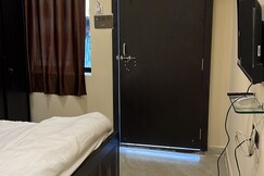 Downtown Inn, Manendragarh