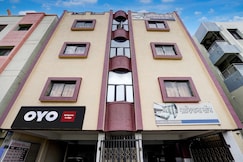 Hotel O Ashiyana Lodge, Pune