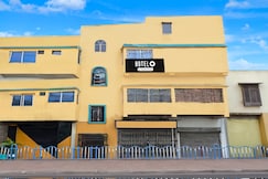 Hotel O Madhyamgram Railway Junction Formerly Dreamland, Barasat