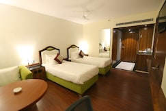 Hotel Blak & Wite, Bobbili