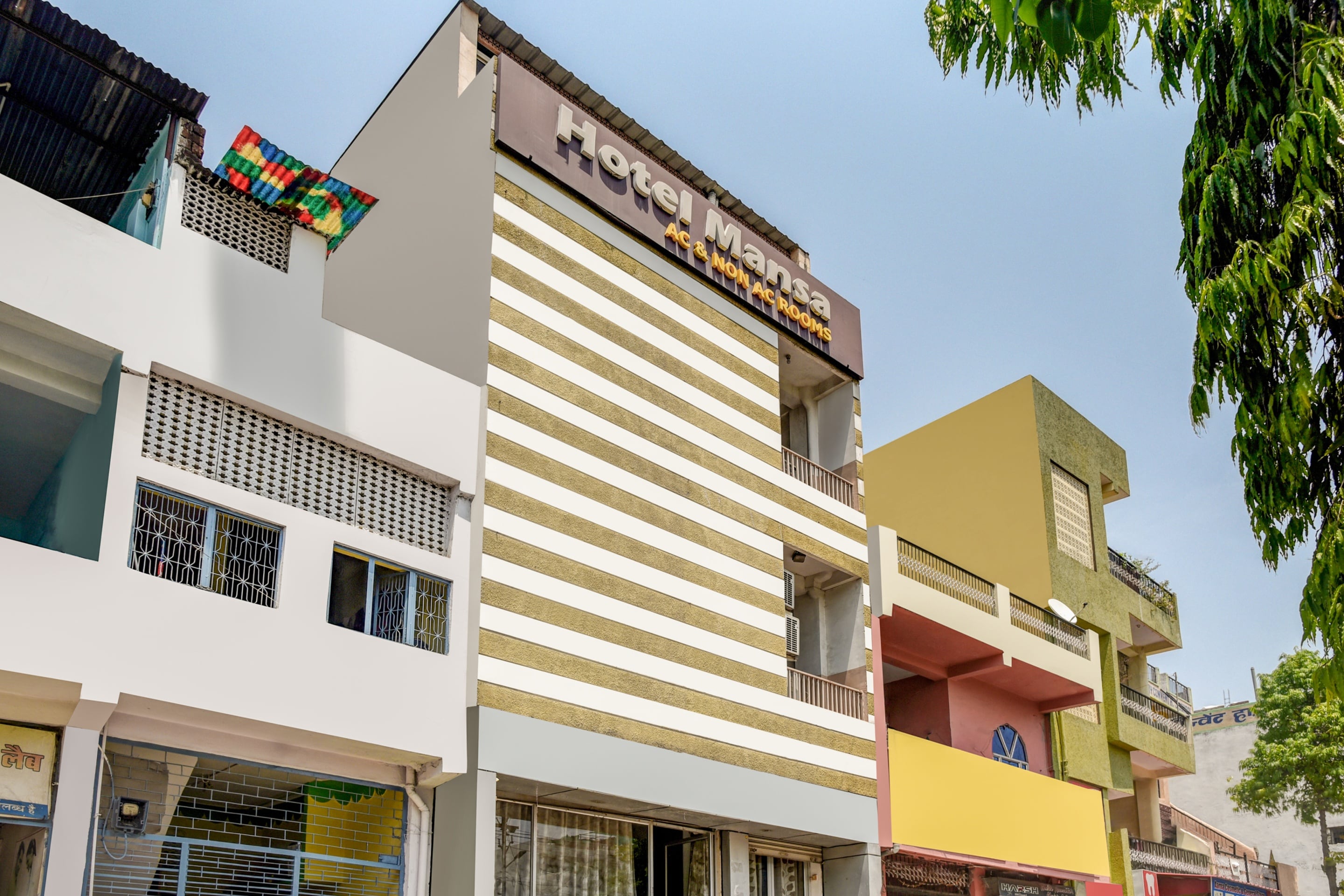 Hotel O Mansa - Tap to explore photos