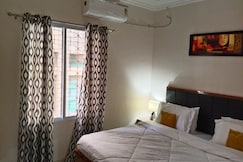 Paradise Stays, Varanasi