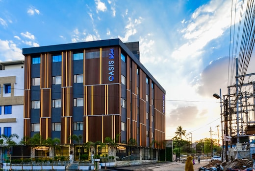 FabHotel Prime Oasis Blue