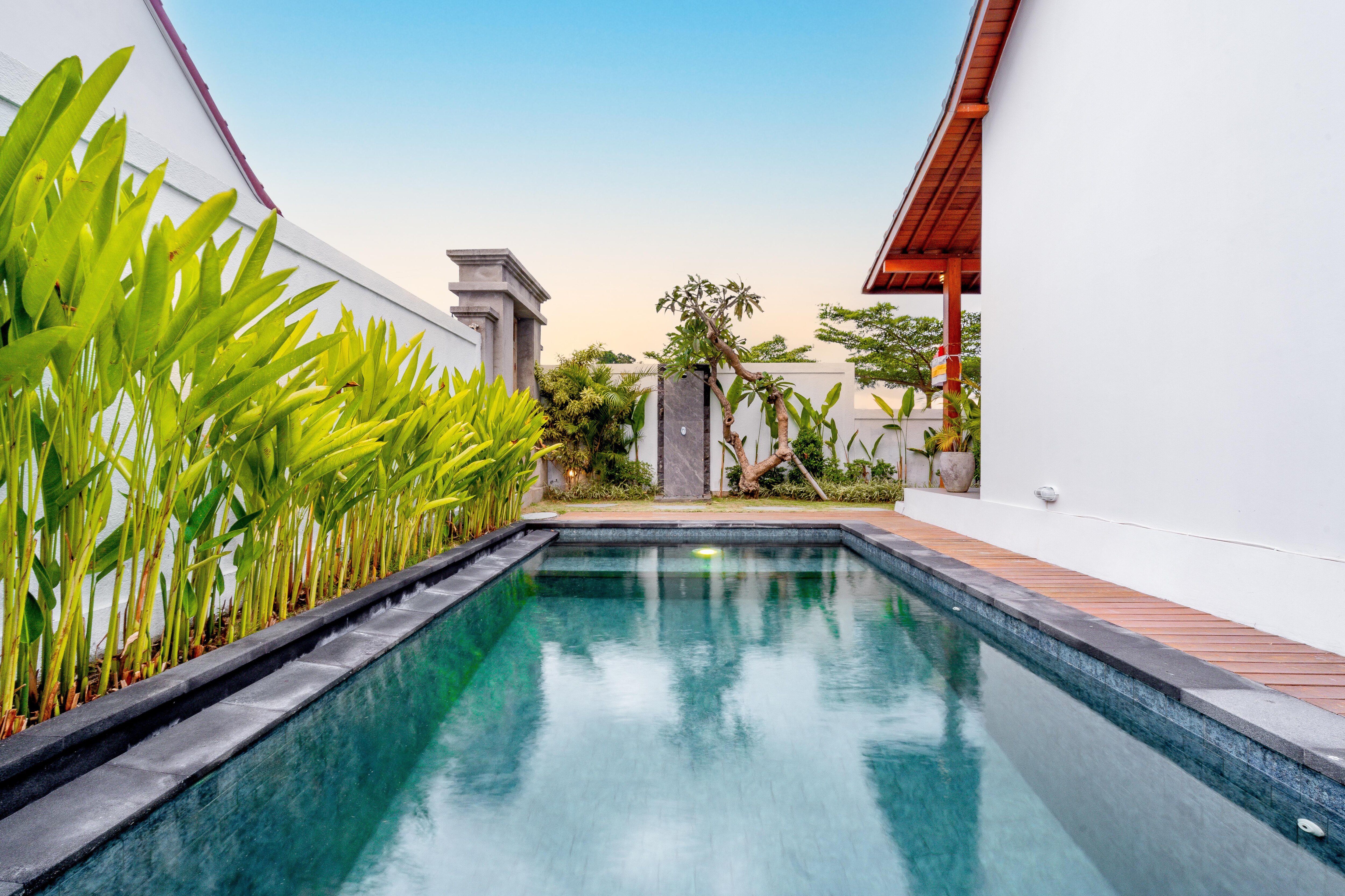 Gems Villa by Moria - Tap to explore photos