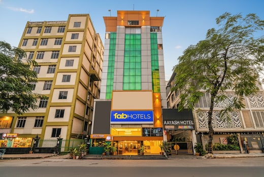 FabHotel Aayash - Nr. City Center Metro Station