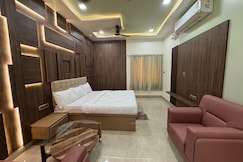HOTEL GREEN CRYSTAL, Durg