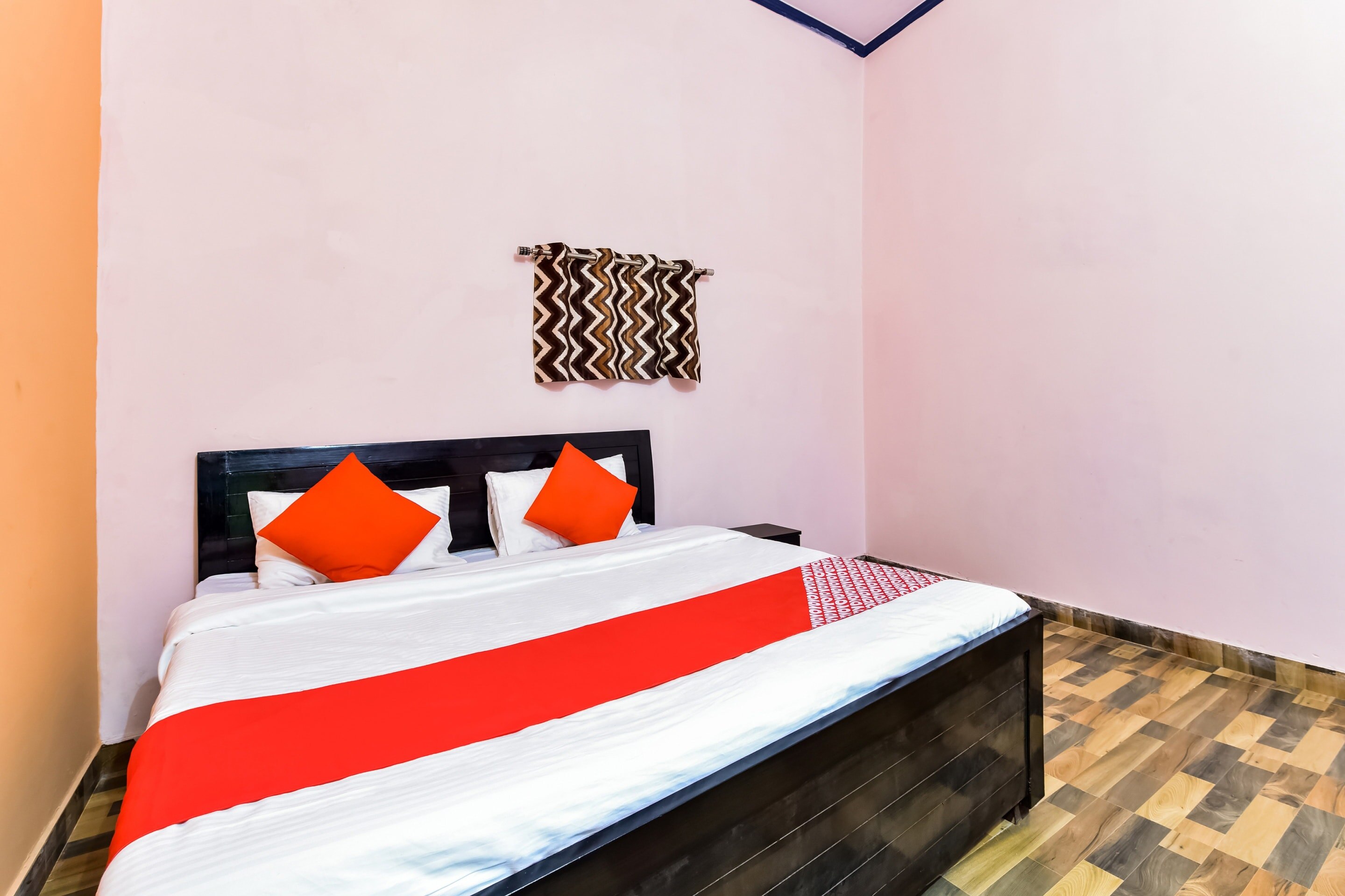 Hotel O Virat Inn, Siha, Tehsil Khol, Opposite Balaji Coaching centre - Tap to explore photos
