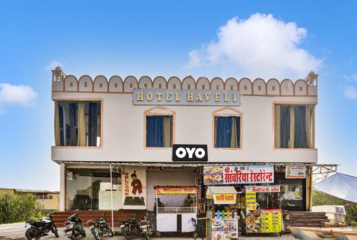 Hotel O Haveli