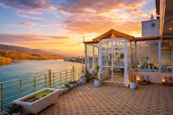 The Neeraj Ganga Divine Stay 2 BHK Glasshouse Villa With Pvt Pool | Lift, Rishikesh