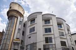 Hotel Repose, Vadodara
