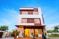 The Gravity Inn, Indore