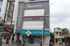 SPOT ON Hotel the majestic, Bhilai