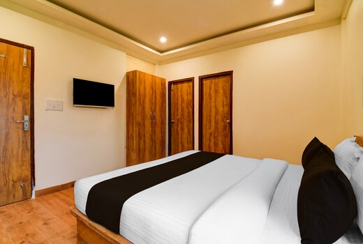Hotel O Bluestone Residence