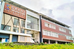 Grand Signature Hotel and Spa, Salem