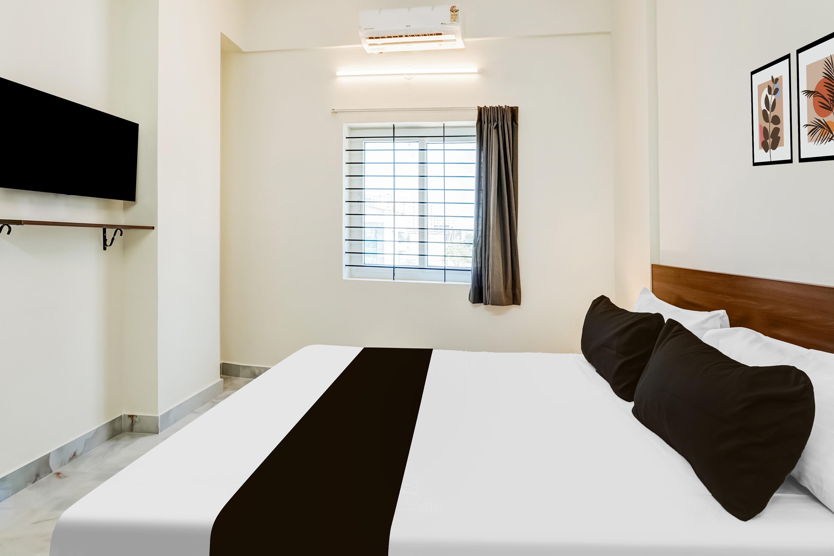 Super Townhouse Hennur Prakruthi Layout Bangalore - Tap to explore photos