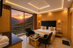 Sitara Premium The Classic Crown with Free Parking, Mussoorie