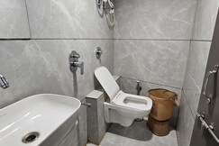 HOTEL ROYAL, Gandhinagar