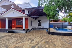 Empire Pool Villa | 5BHK, Thalasserry