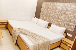 Sandhya Hotel, Gorakhpur