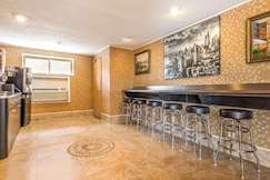 Super 8 by Wyndham North Bergen NJ/NYC Area, Jersey City