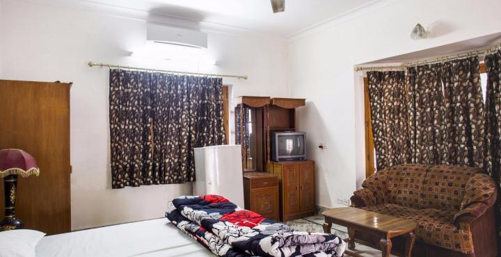 Shree Lakshmi Guest House - Tap to explore photos