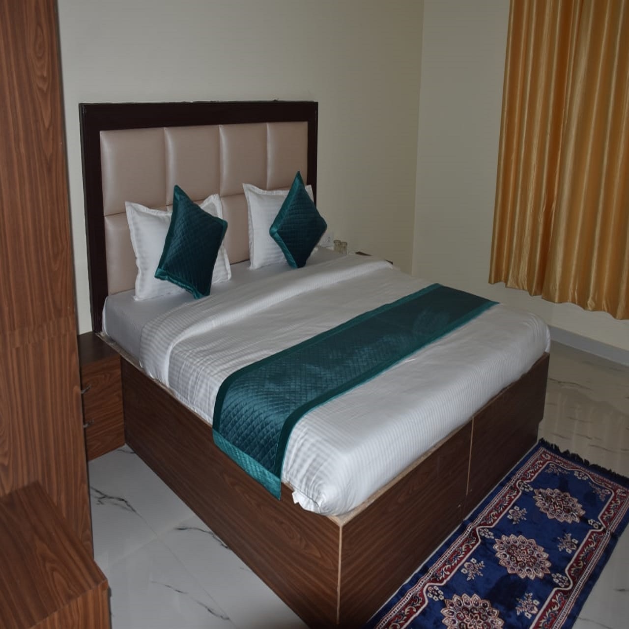 RAMSIDH HOTEL & RESORT - Tap to explore photos