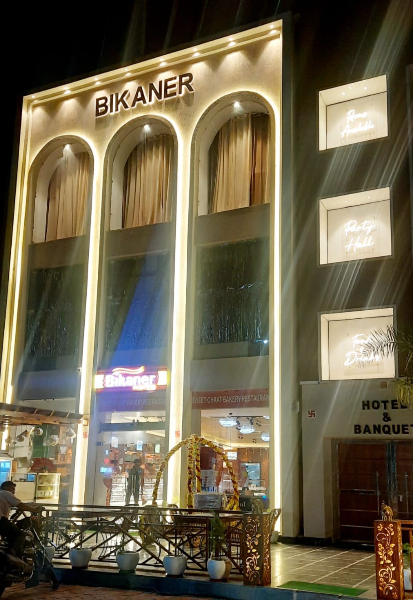 BIKANER EXPRESS - Tap to explore photos