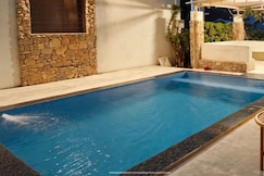 AQ s Villa - Not a Hotel, A villa in the wild, Udaipur