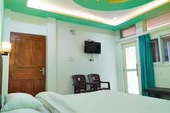 Mahadevs Mansion, Rishikesh