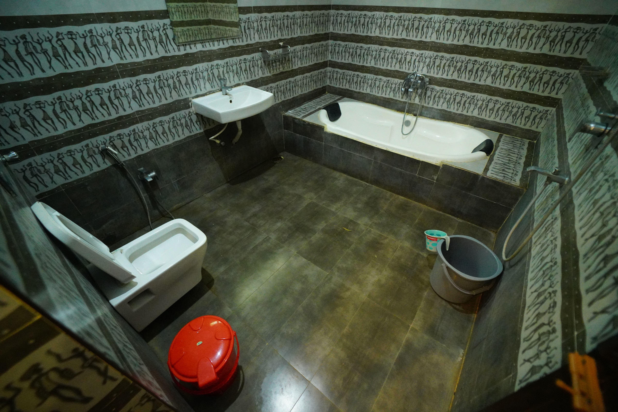 MOONWALK RESORTS - A Heavens Gate - Tap to explore photos