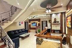 HOTEL GURUKRIPA INN