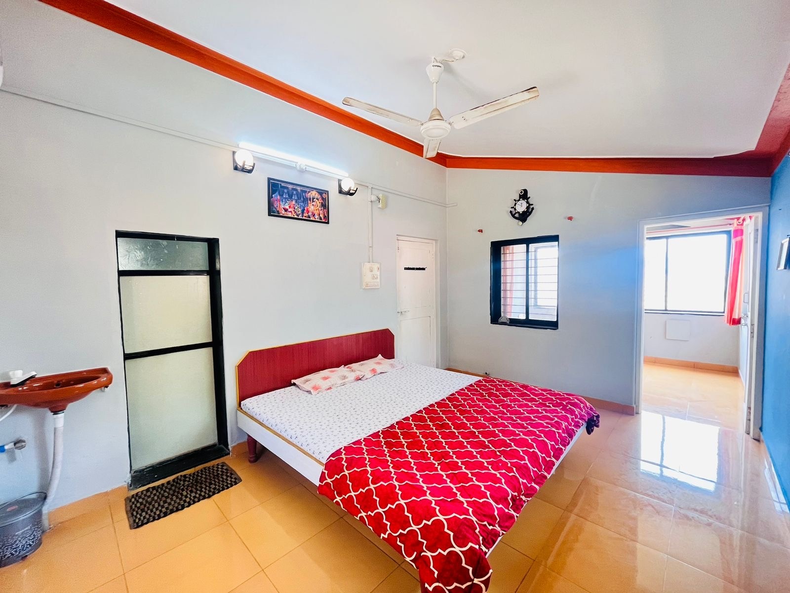 Sea View Guest House Malvan - Tap to explore photos