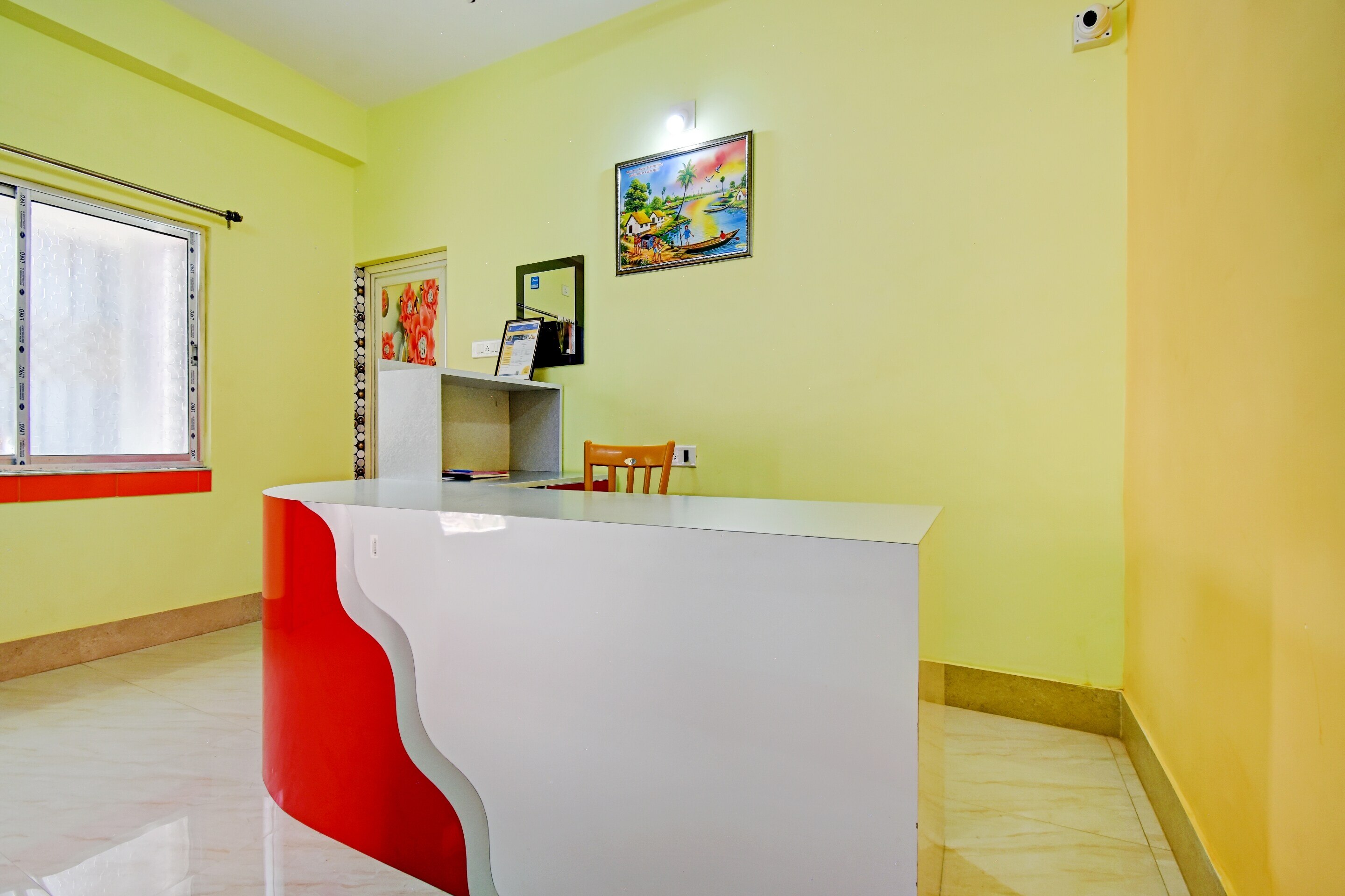 Ranjit Guesthouse - Tap to explore photos