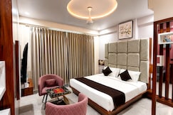 Hotel Mohan Palace (5 Min walk from Khatu Shyam Ji Temple), Khatu