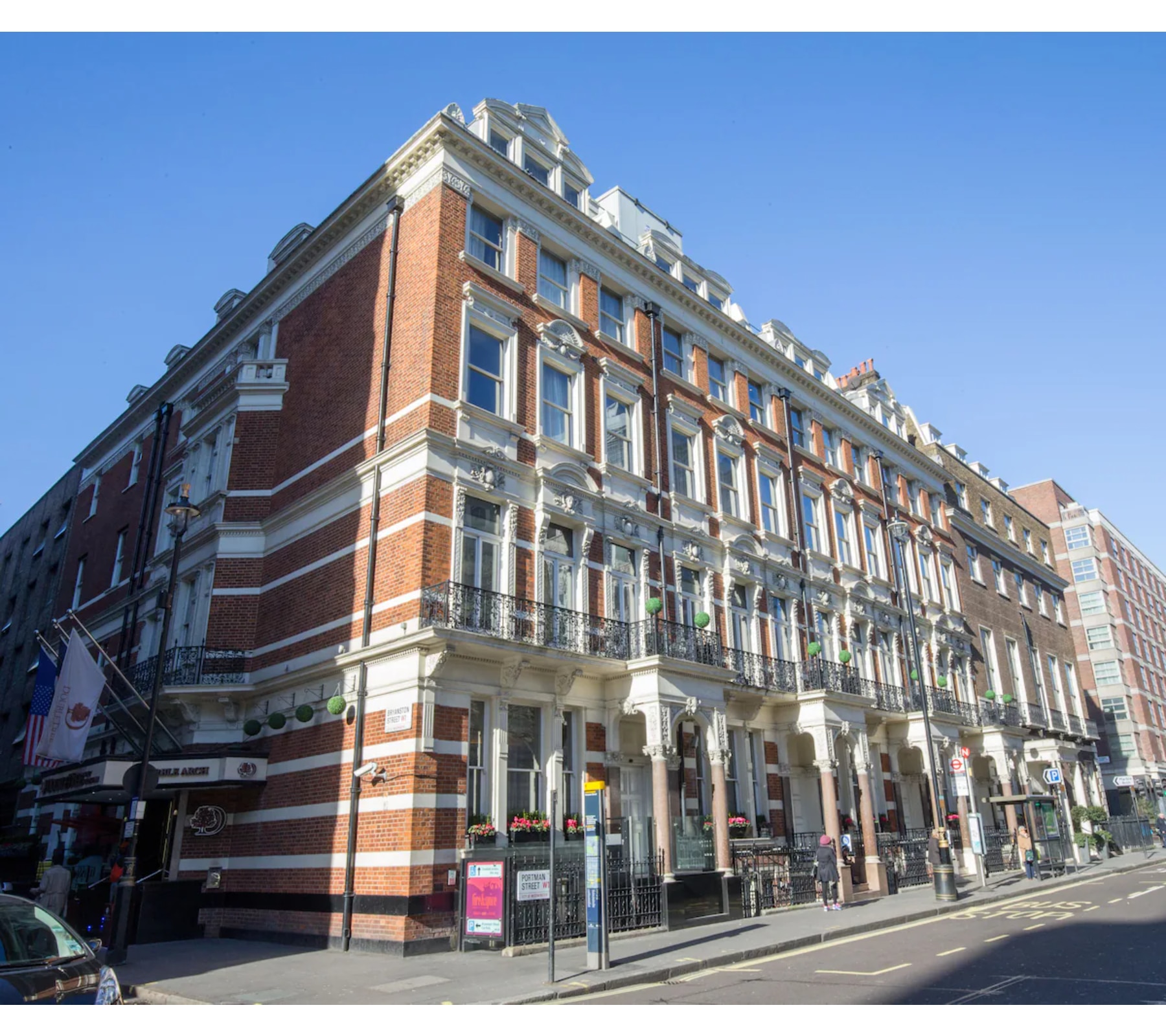 Doubletree by Hilton London Marble Arch - Tap to explore photos