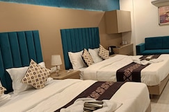 HOTEL ROYAL SQUARE, Ahmedabad