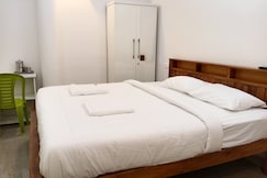 Shri Dham Homestay 2BR Suite, Honavar
