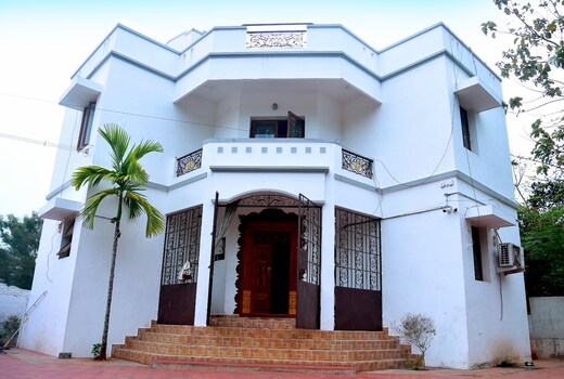 Paradise White 5BHK Villa
