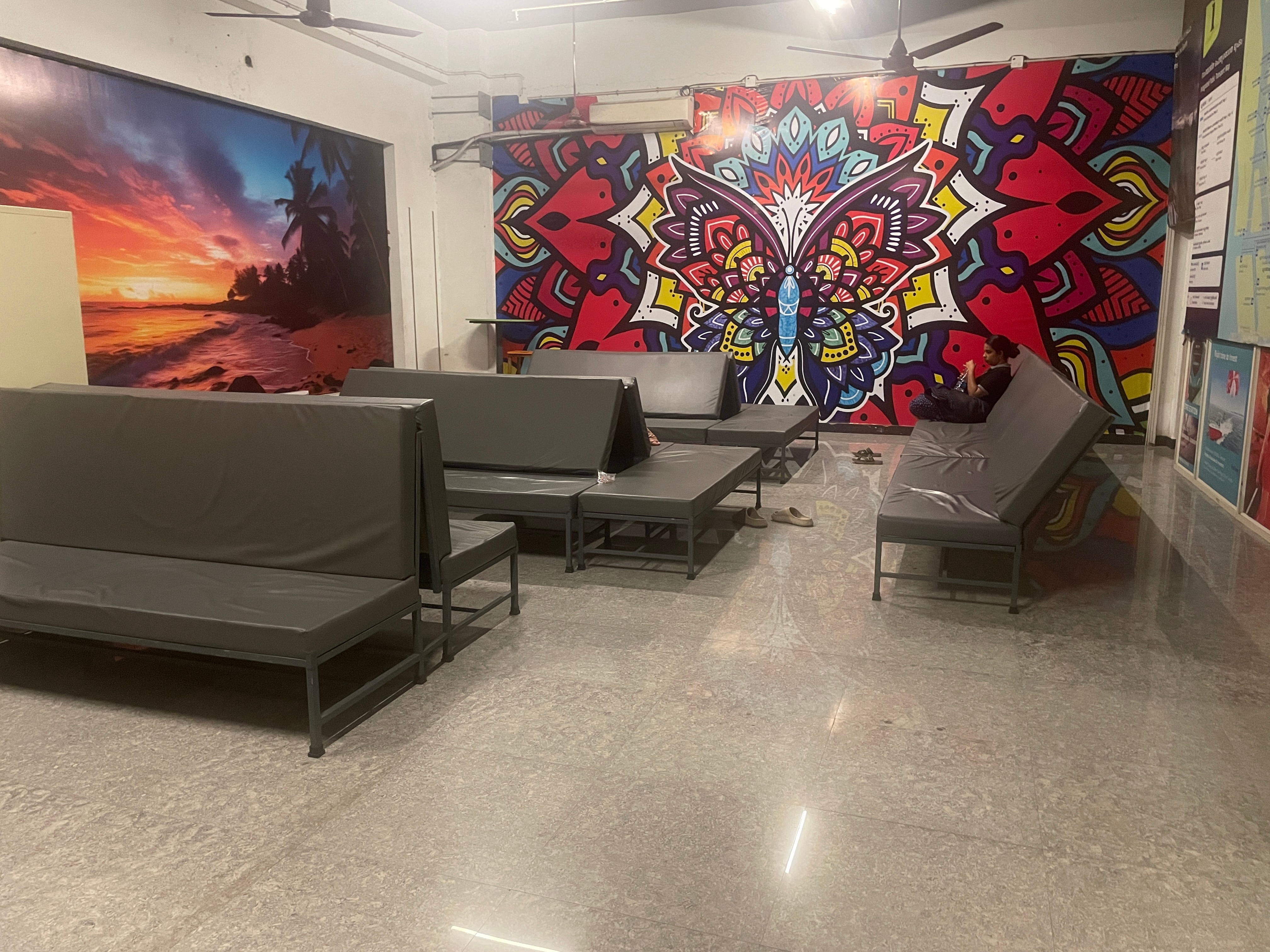 Peters Inn Kochi Metro Dormitory - Tap to explore photos