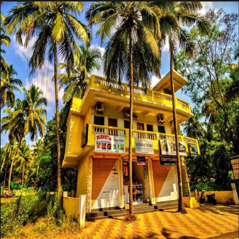 3 Star Guest House By Aishwaryas guest inn - Tap to explore photos
